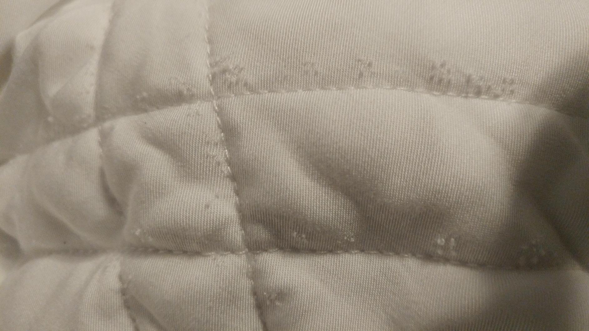 Cooling Weighted Blanket, 12 lbs, Twin Size for Adults, Luxury Heavy Blanket, Silky Soft Bamboo Viscose, 48x72 inches, Machine Washable, White customer photo 1