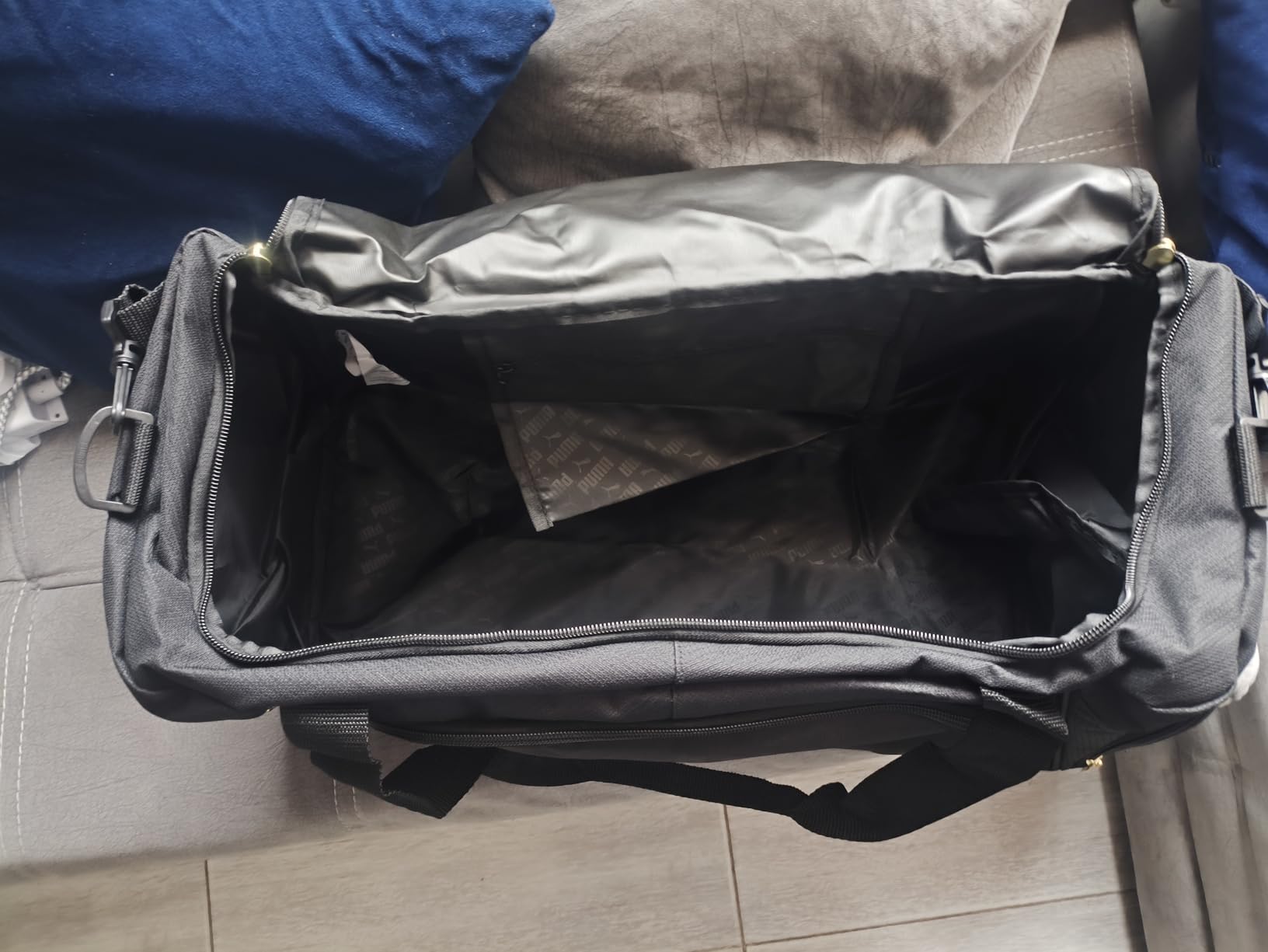 Accelerator Duffel Bag with Removable Strap & Shoe Pocket customer photo 1