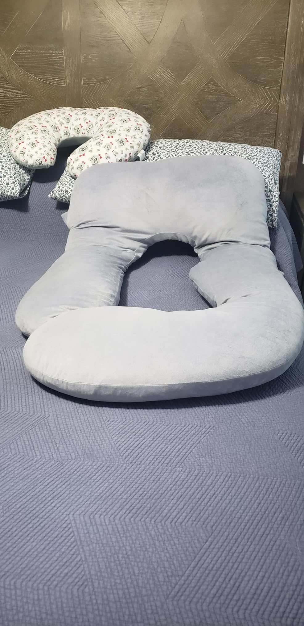 Momcozy Pregnancy Pillows for Sleeping, U Shaped Full Body Maternity Pillow with Removable Cover - Support for Back, Legs, Belly, HIPS for Pregnant Women, 57 Inch Pregnancy Pillow for Women, Grey customer photo 1