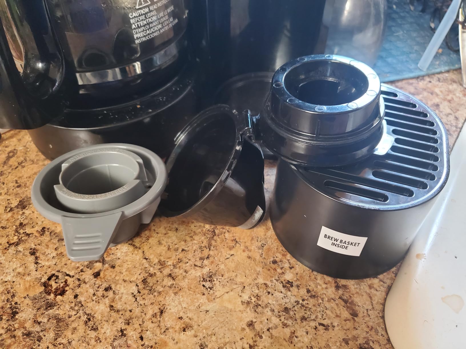 Hamilton Beach FlexBrew Trio 2-Way Coffee Maker, Compatible with K-Cup Pods or Grounds, Combo, Single Serve & Full 12c Pot, Black customer photo 2