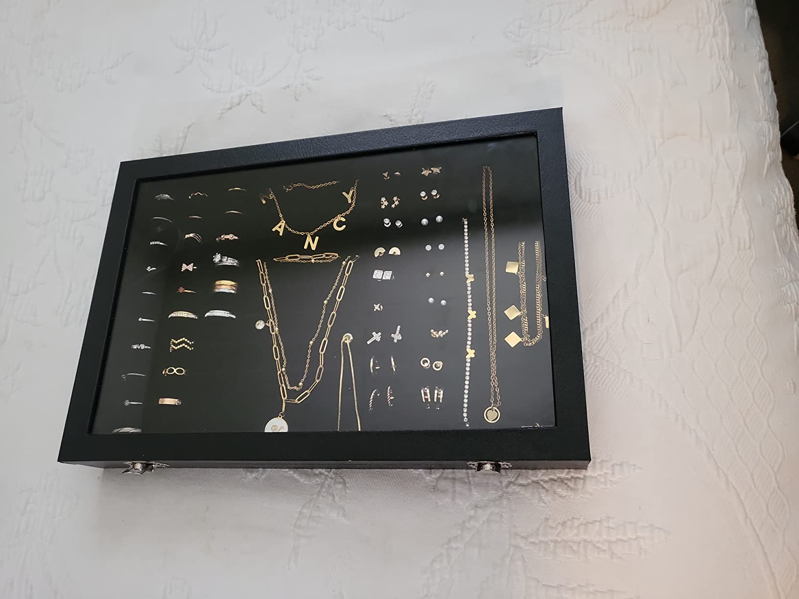 Ausalivan Ring Holder Organizer Box, Jewelry Display Case, Earring Necklace Storage Tray With Top Glass Lid (Black, 100 Slots) customer photo 2