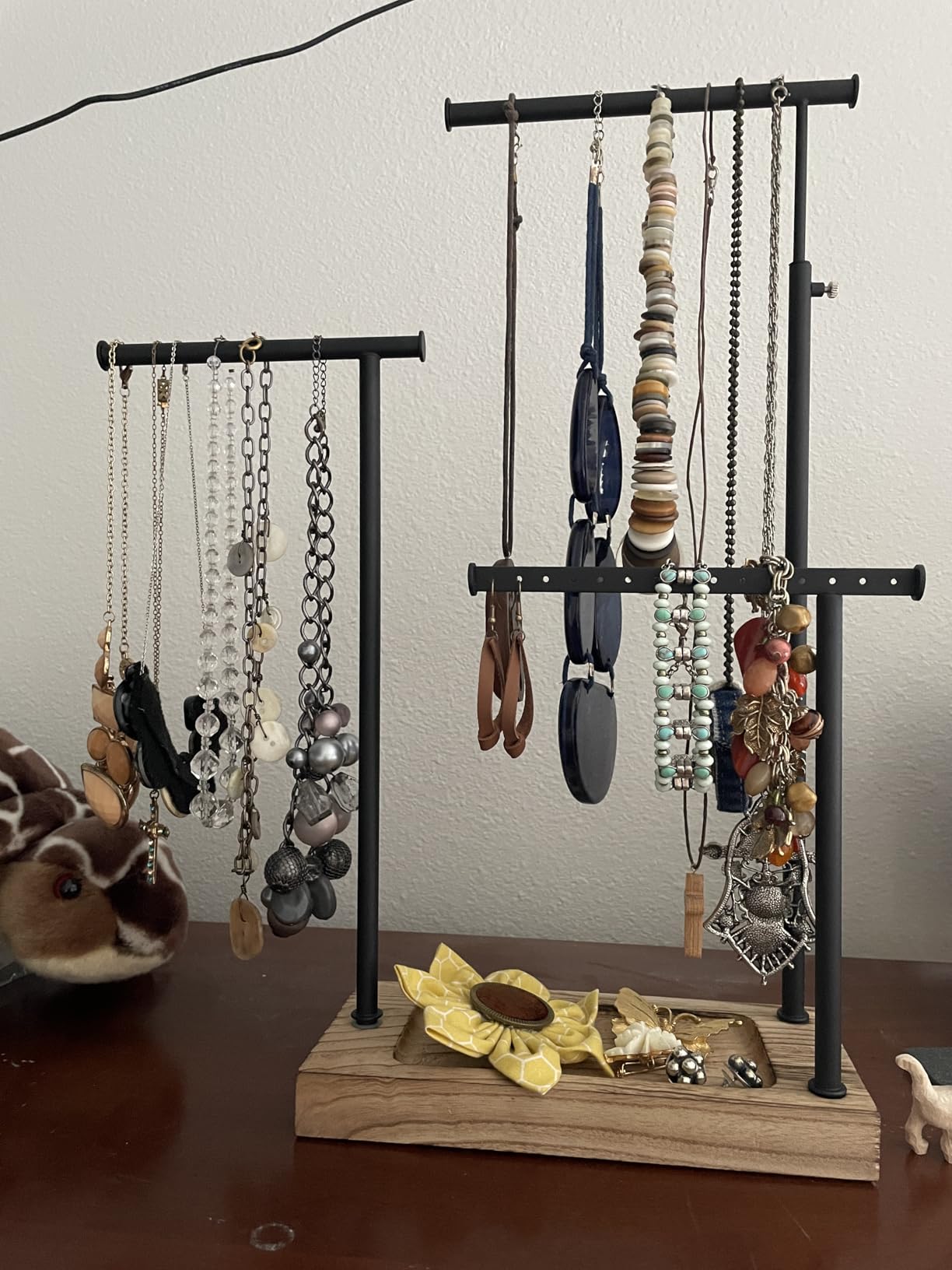 SRIWATANA Carbonized Black Jewelry Organizer Stand, Tall Necklace Holder | 3-Tier 360° Rotating Tall Jewelry Tree with Adjustable Height for Necklaces, Earrings, Bracelets, and Ring Tray customer photo 1