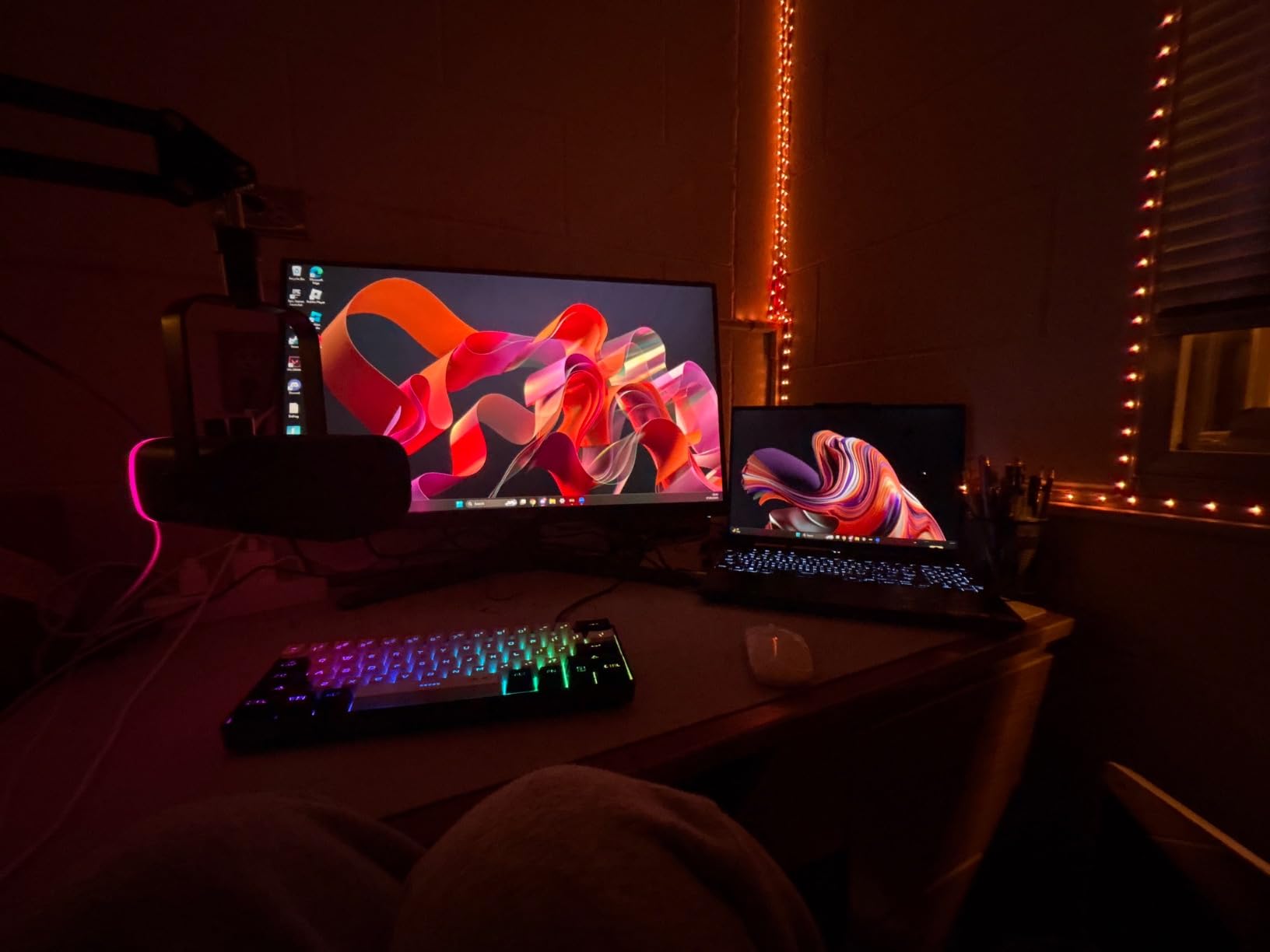 ASUS TUF Gaming 27 Inch Gaming Monitor - Full HD, 1080P, 165Hz (Supports 144Hz), 1ms, Extreme Low Motion Blur, FreeSync Premium, Shadow Boost, Eye Care, HDMI, DisplayPort, Tilt Adjustable - VG277Q1A customer photo 1