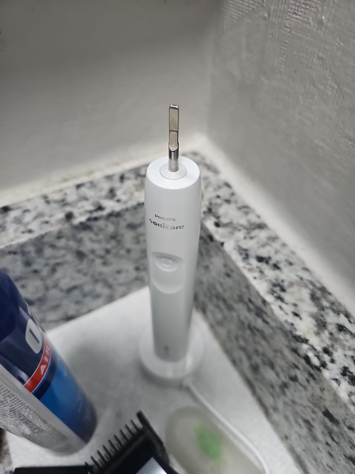 Philips Sonicare 4100 Rechargeable Electric Toothbrush, 1 Brush Head, White | 700% More Plaque Removal, Pressure Sensor, 2 Brush Settings, 2-Minute Guided Timer, 14-Day Battery, HX3681/23 customer photo 1