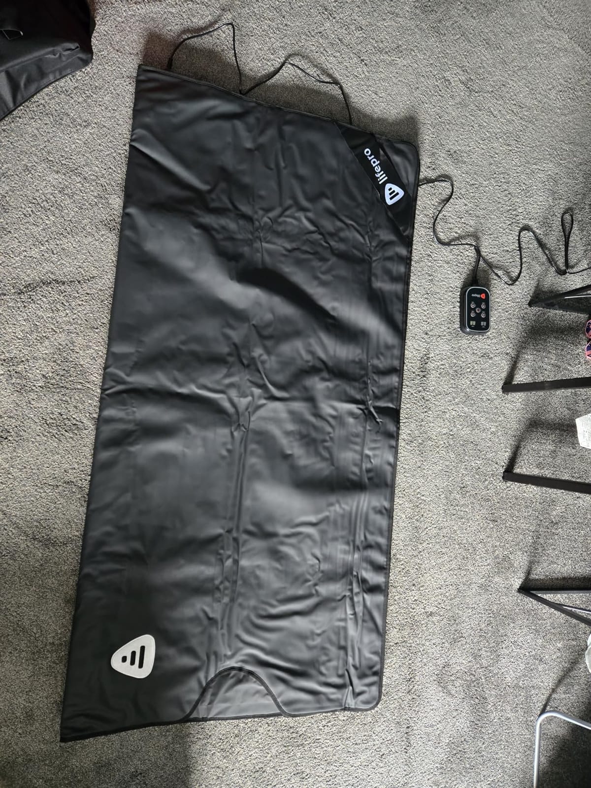 Lifepro RejuvaWrap Infrared Sauna Blanket for Detox & Relaxation - Low EMF Carbon Fiber Heating, 9 Temp Levels, 5 Colors - Portable Sauna Blanket Infrared with Waterproof Interior & Carry Bag customer photo 2