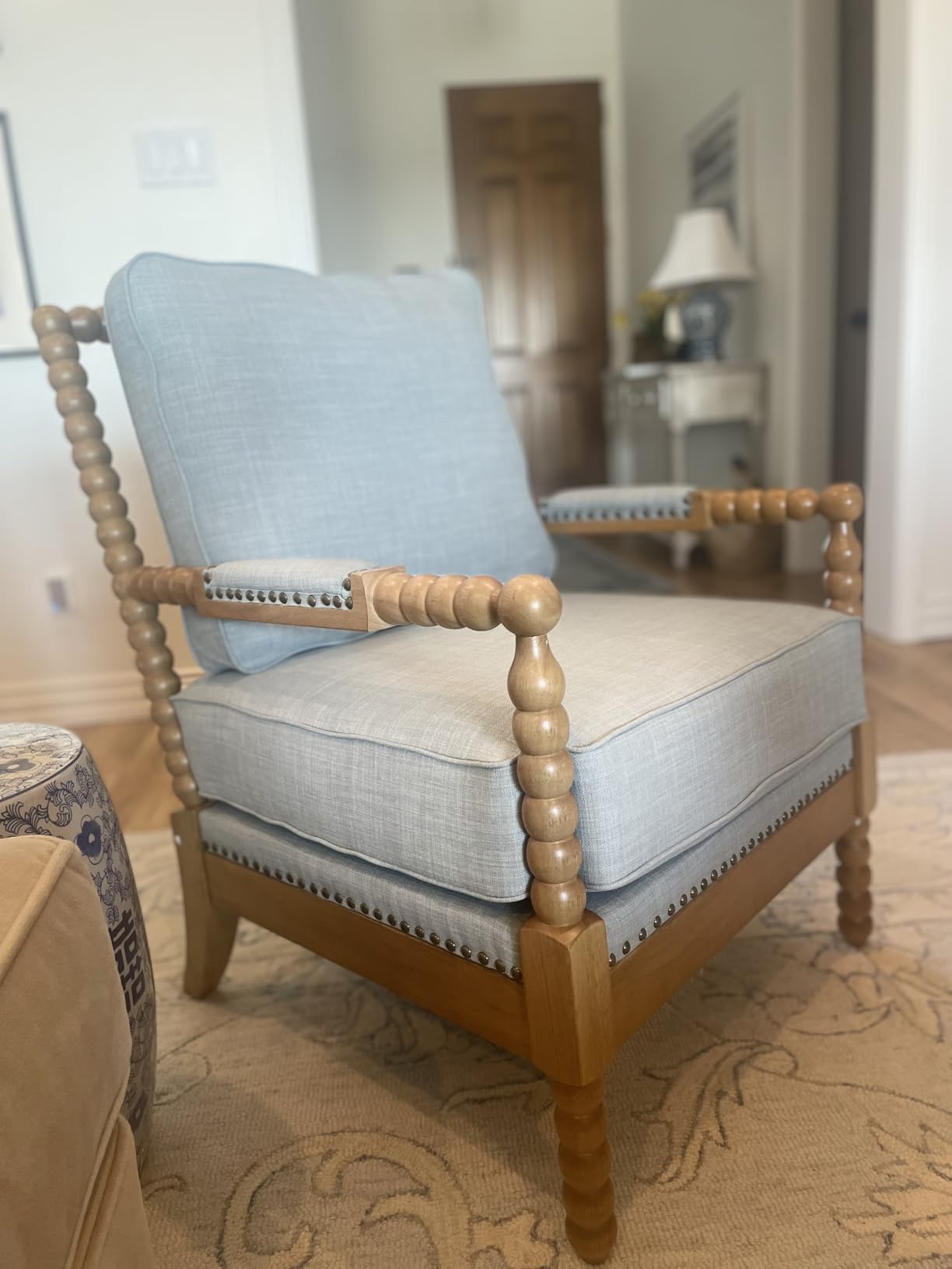 Madison Park Donohue Midcentury Modern Accent Chairs Padded Solid Wood Armrest and Frame Oakwood Finish, Upholstered Seat, Bedroom, Family or Living Room, 25.5