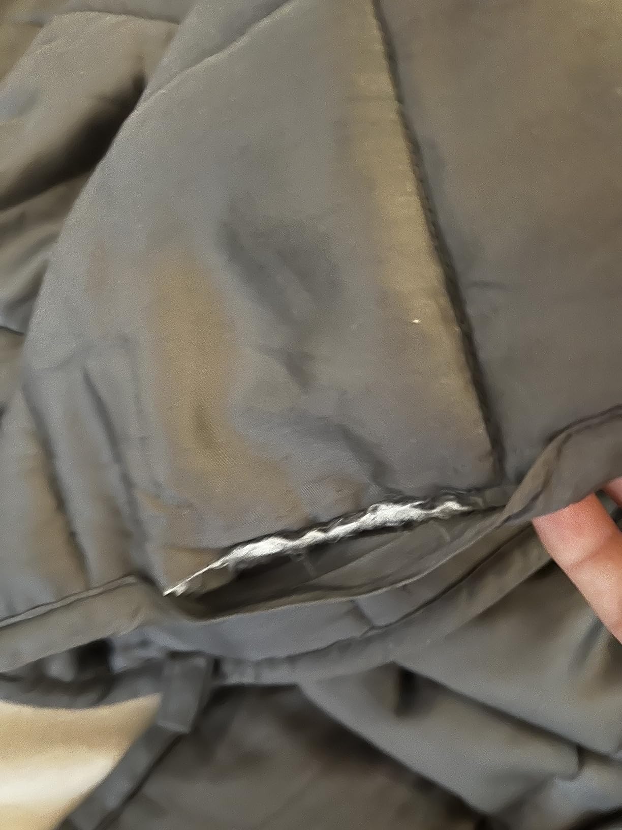 YnM Cooling Weighted Blanket for Adults, 15lbs Heavy Bed Throw for One Person of 140lbs, Perfect for Hot Sleepers or Warm Climates with Cooling Rayon/Glass Beads (60x80 Inches, Queen Bed, Blue Grey) customer photo 2