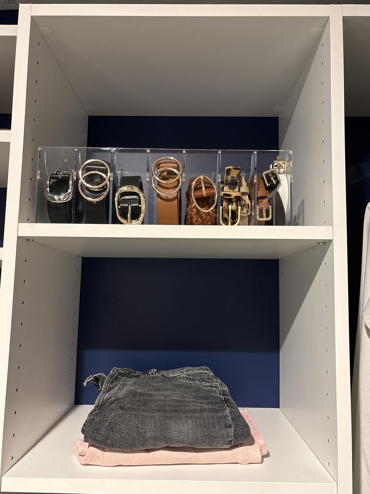 NIUBEE Belt Organizer for Closet, Acrylic Belt Box, Belt Storage, 7 Grids | Clear Belt Organizer for Women Men, Belt Storage Holder for Drawer, Belt Rack, Belt and Tie Organizer for Closet, Jewelry Box customer photo 1