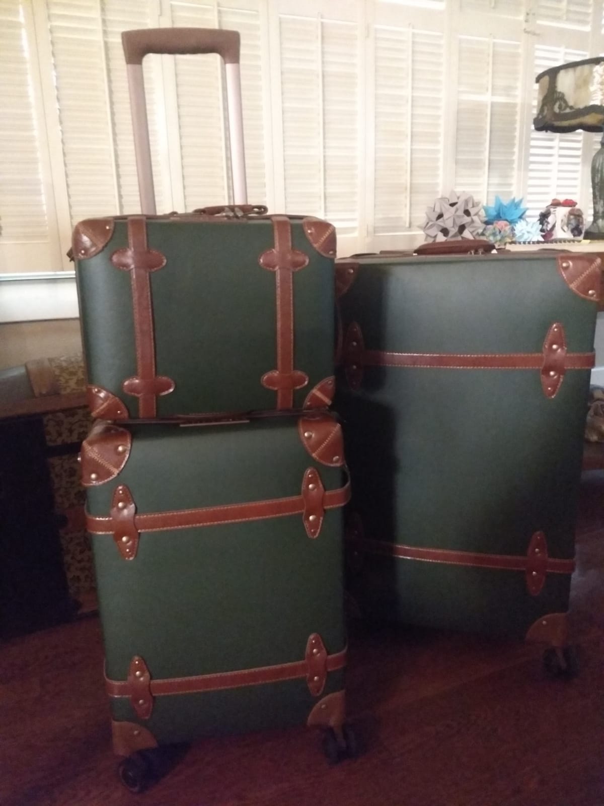 NZBZ Vintage Luggage Set for Women, 4 Piece Retro Trunk Luggage Set with 14