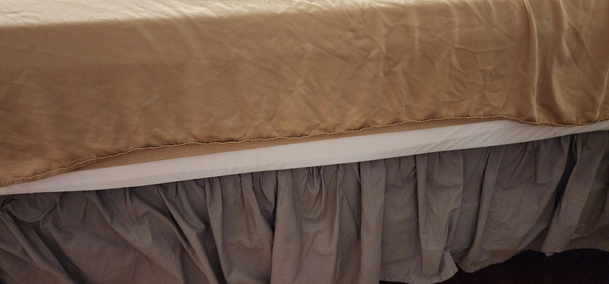 Cosy House Collection 100% Rayon Derived from Bamboo Bed Sheet Set | Cooling, Breathable, Silky Soft 4-Piece Deep Pocket Bedding Set (Queen, Grey) customer photo 2