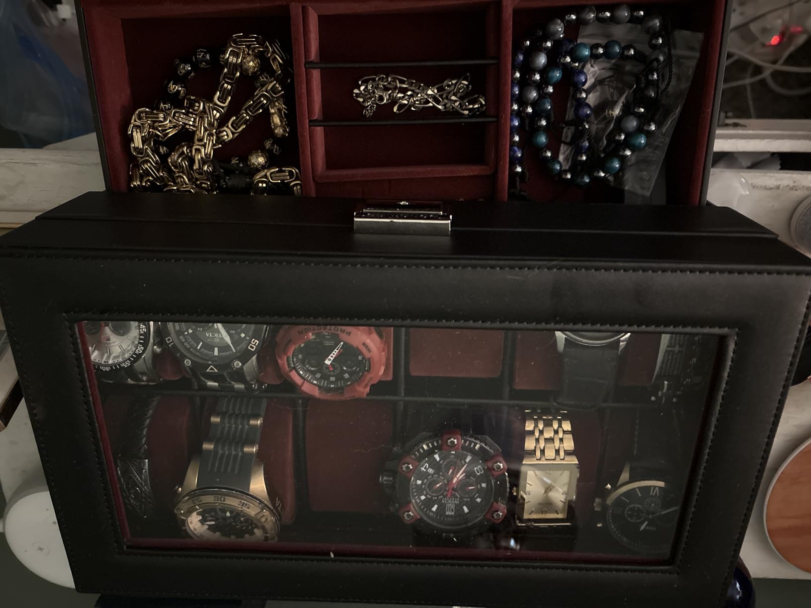 SONGMICS 12-Slot Watch Box, Lockable, Tan customer photo 2