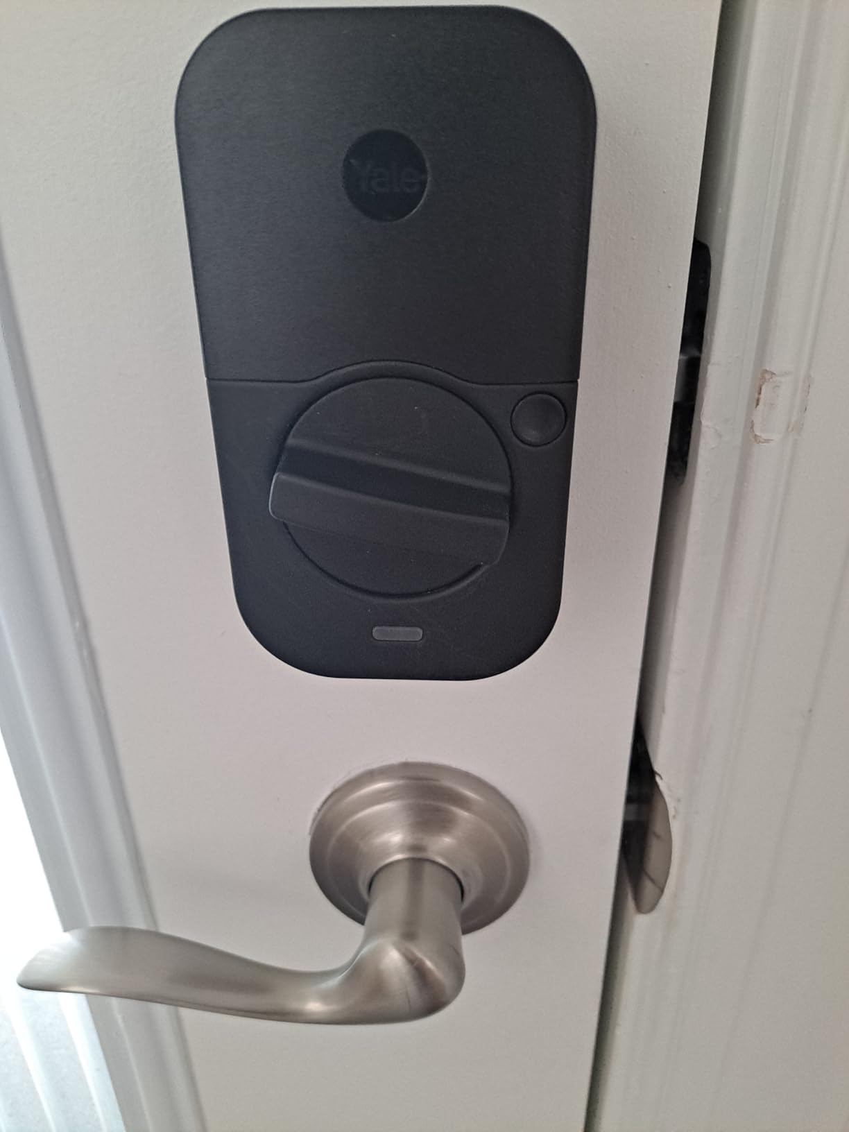 Yale Assure Lock 2 Smart Keypad Deadbolt with Wi-Fi, Satin Nickel customer photo 2