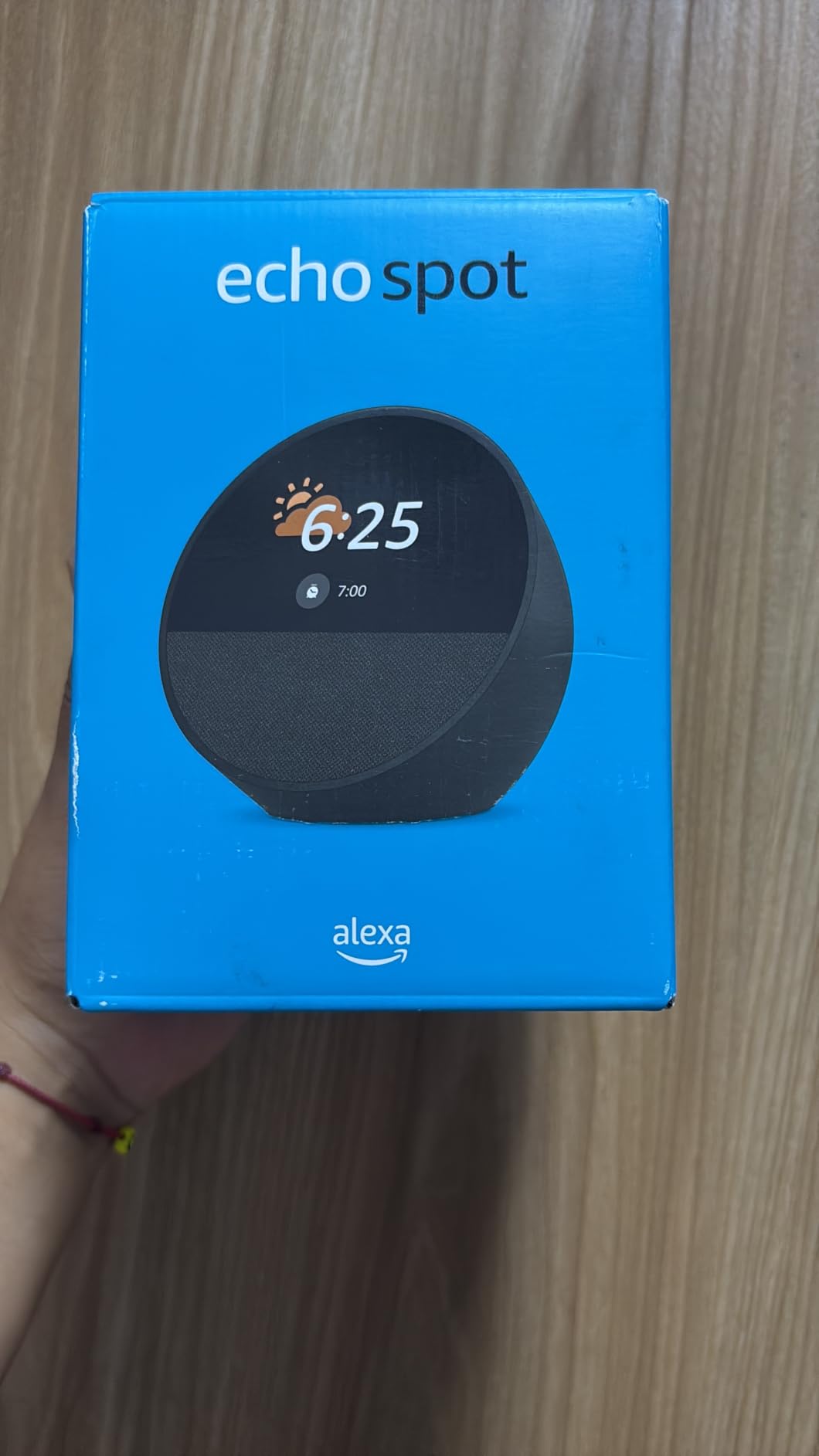 Amazon Echo Spot (newest model), Great for nightstands, offices and kitchens, Smart alarm clock, Designed for Alexa+, Glacier White customer photo 1