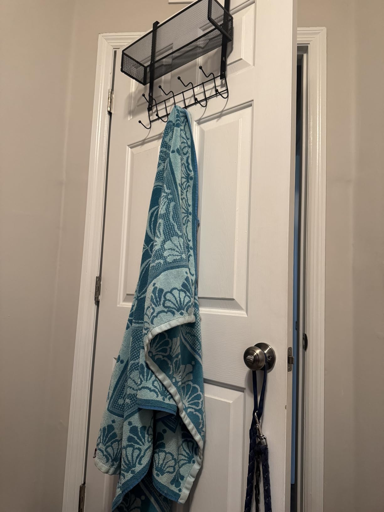 Consumest Over The Door Hooks Organizer - 3 Tier Door Hanger with 9 Coat Hooks & 2 Mesh Basket, Back Storage Organizer Hanging Towels for Bathroom, Bedroom, Black customer photo 1