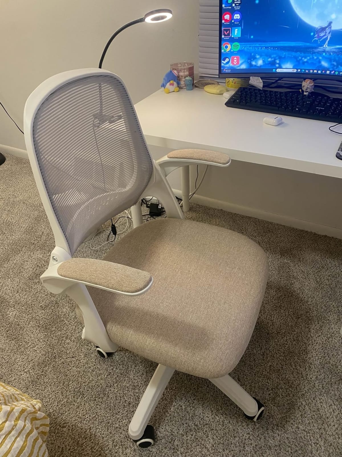 NEO CHAIR Office Desk Chair, Ergonomic Mesh with Flip-Up Armrests, Grey | Lumbar Support, Height Adjustment, 360° Swivel and Rolling Base, Space-Saving Design for Home Office, Vanity or Study customer photo 1