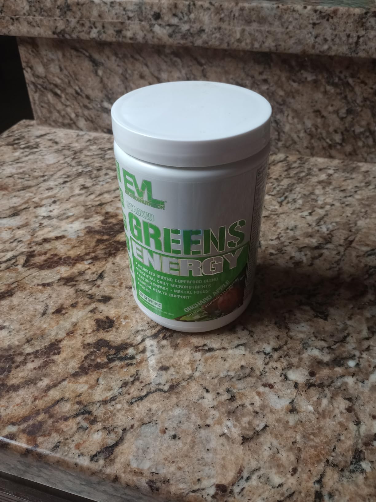 Evlution Greens and Superfoods Energy Drink Powder - EVL Super Greens Powder Smoothie Mix with Caffeine Spirulina Chlorella and Wheat Grass - Vegan - for Energy Focus and Immunity customer photo 2