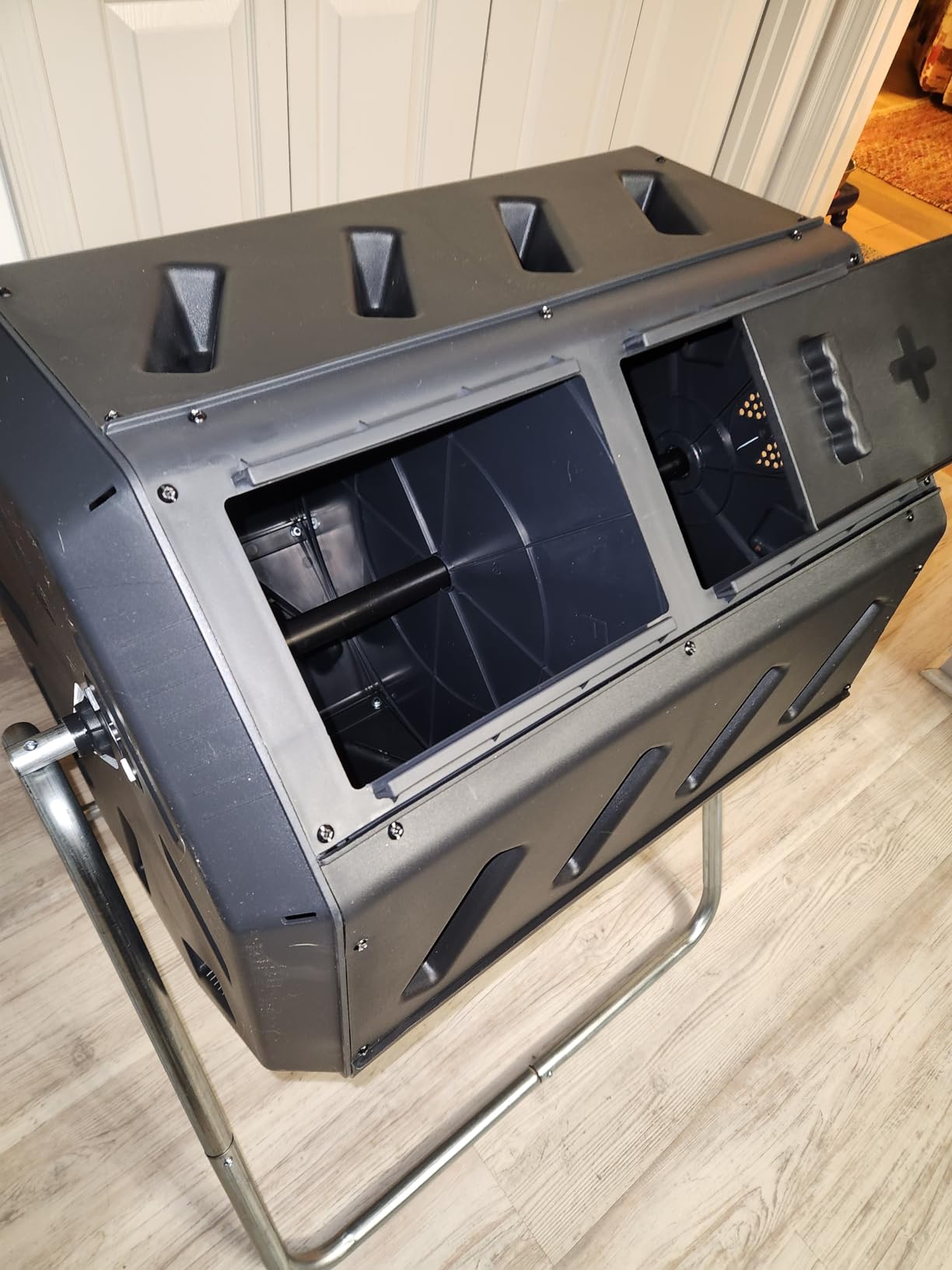 FCMP Outdoor IM2000 Tumbling Composter Canadian-Made, 100% Recycled Resin - Outdoor Rotating Compost Tumbler Bin for Garden, Kitchen, and Yard Waste, Black (22 Gallon) customer photo 2