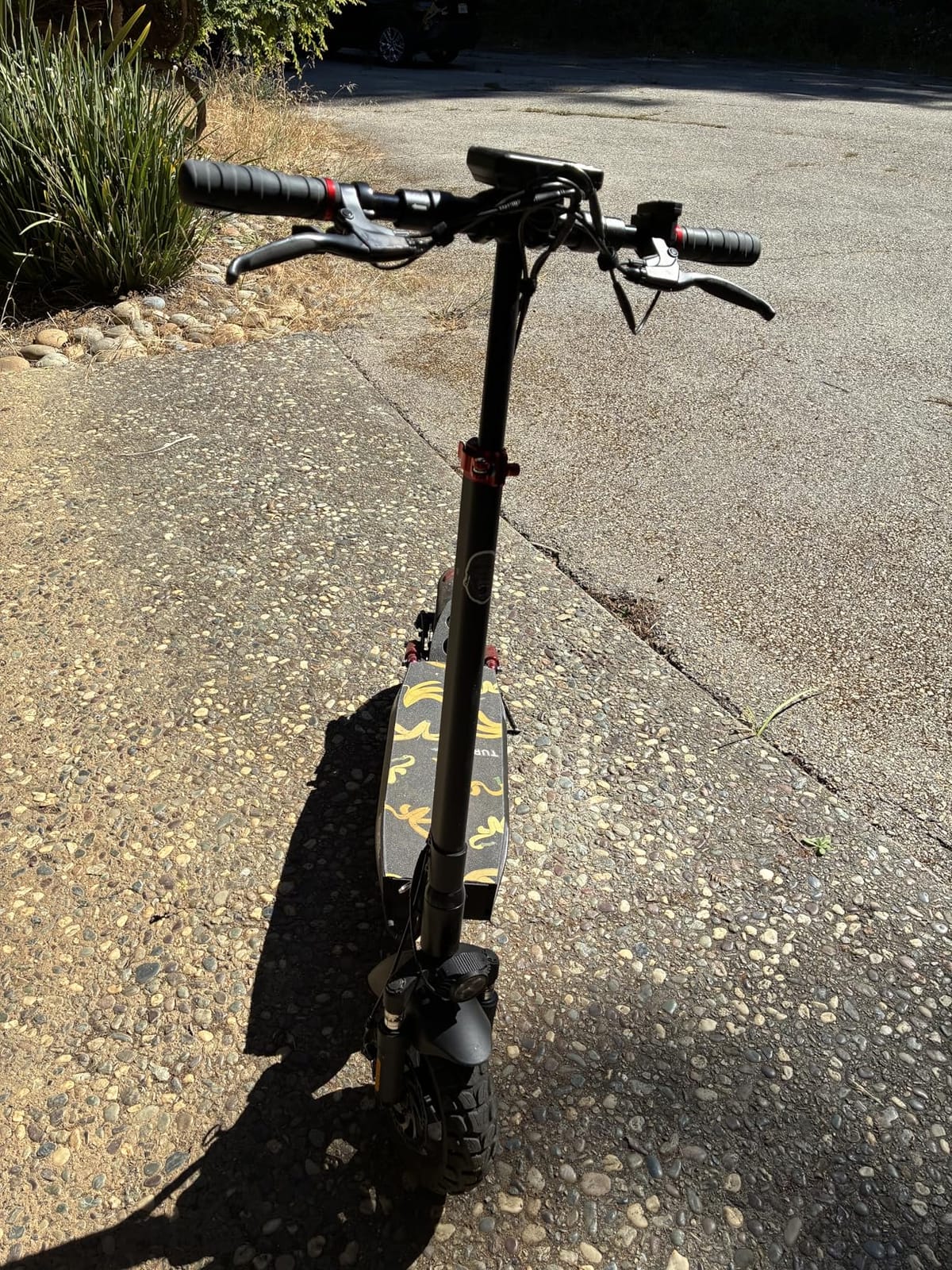 iScooter iX3/iX4 Electric Scooter, Off Road Tires, 800W Motor E-Scooter Up to 25/28 Miles Range,Top Speed 25/28 MPH, Adjustable Handlebar Height,Folding Commuting Electric Scooter for Adults customer photo 2