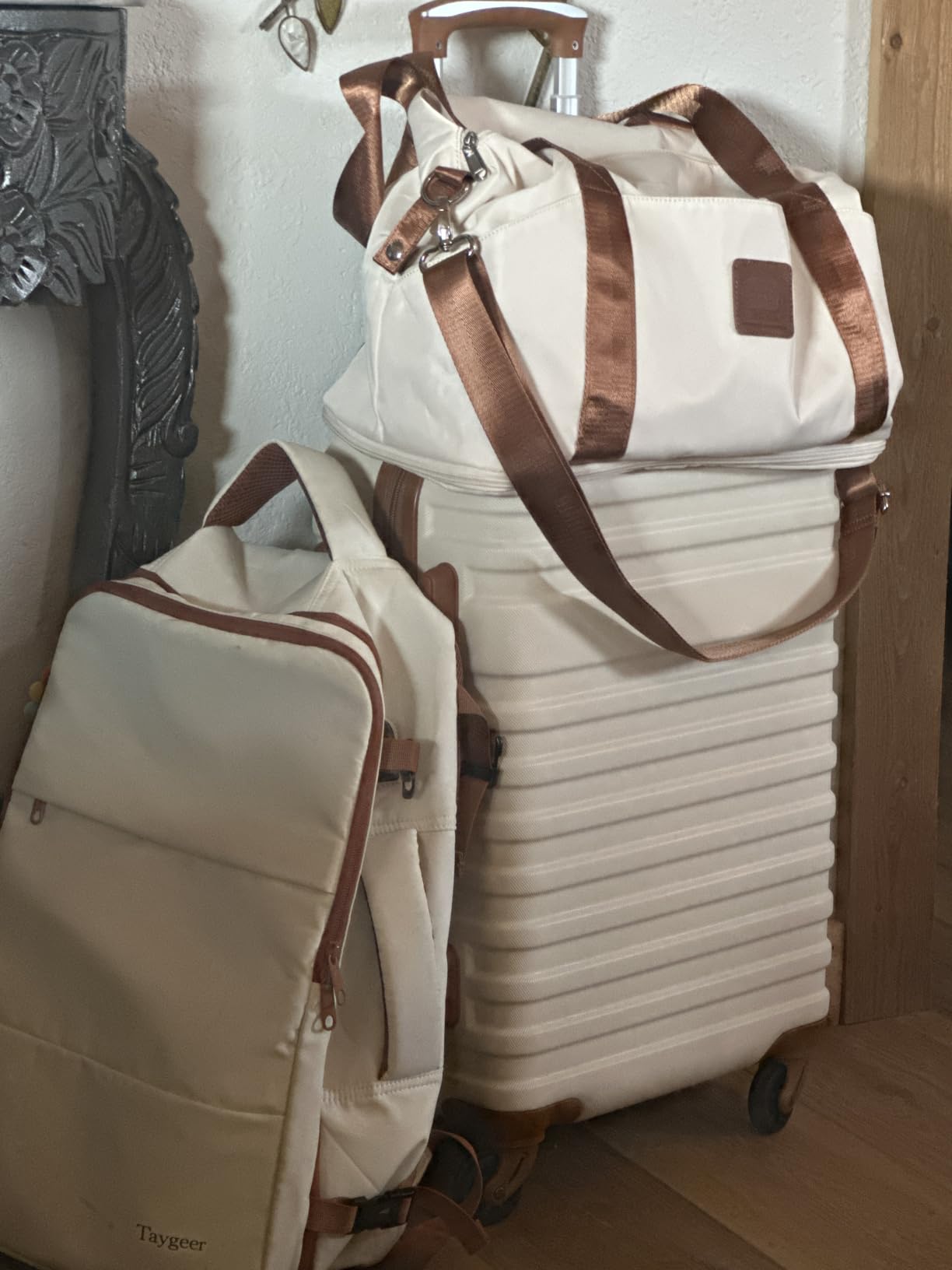 Coolife 3 piece luggage Carry On Hardside Set TSA Lock, White (DB/TB/20) | 360° Smooth Spinner Wheels;Smart Trolley Sleeve;Water-Resistant Fabric;Organized Divider Interior;Lightweight ABS customer photo 2