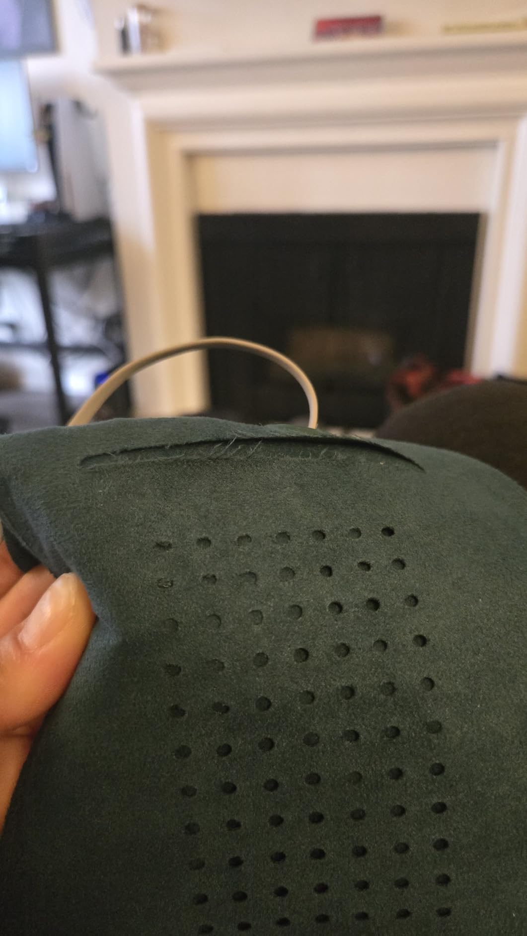 Pixie Period Heating Pad for Cramps - Wearable Cordless Graphene Heat Belt - 3 Heat Settings - Vibration Massage - Discreet - Adjustable Fit - Rechargeable - FSA Eligible and HSA Eligible - Green customer photo 1