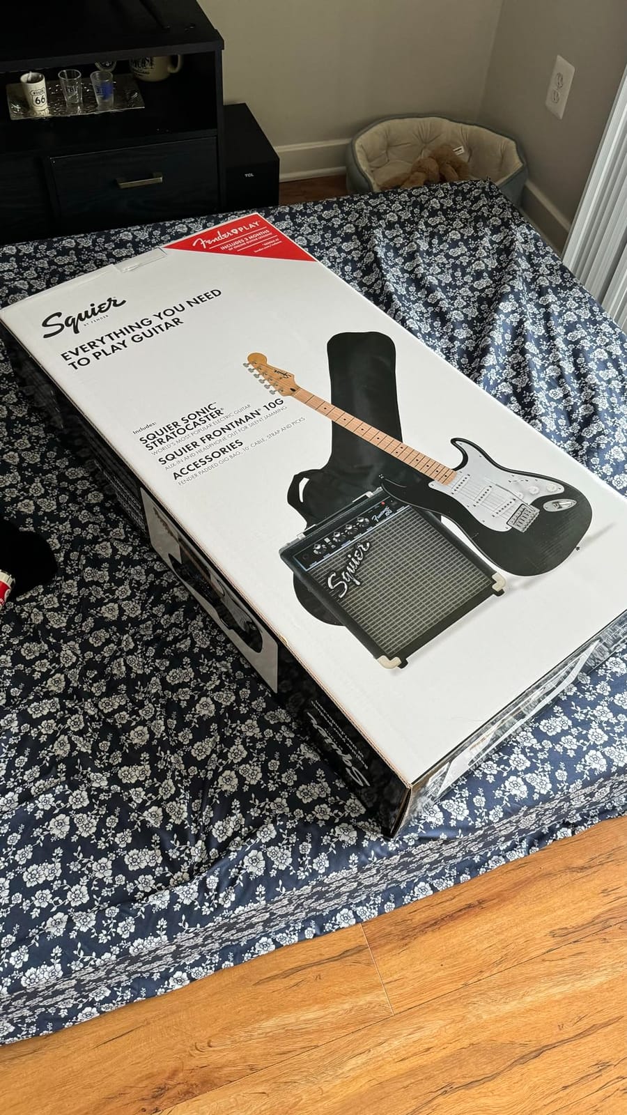 Squier Sonic Stratocaster Electric Guitar Pack, Includes Guitar Amp, Black | Complete starter kit, 10G amp, gig bag, cable, strap, picks included, maple fingerboard, adults and teens customer photo 1