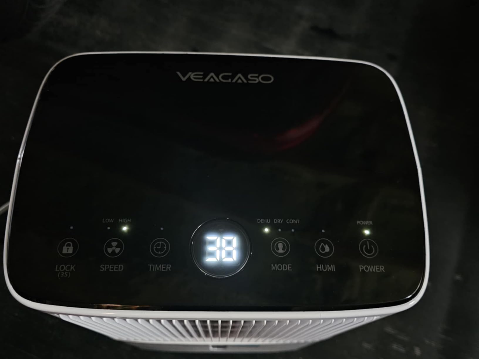 VEAGASO 34 Pint/D Dehumidifier for Basement with Drain Hose, 2500 Sq.Ft Dehumidifiers for Home, Bathroom, Bedroom - 3 Modes, 24H Time, 40dB, 0.53 Gallon Water Tank, Intelligent Humidity Control customer photo 1