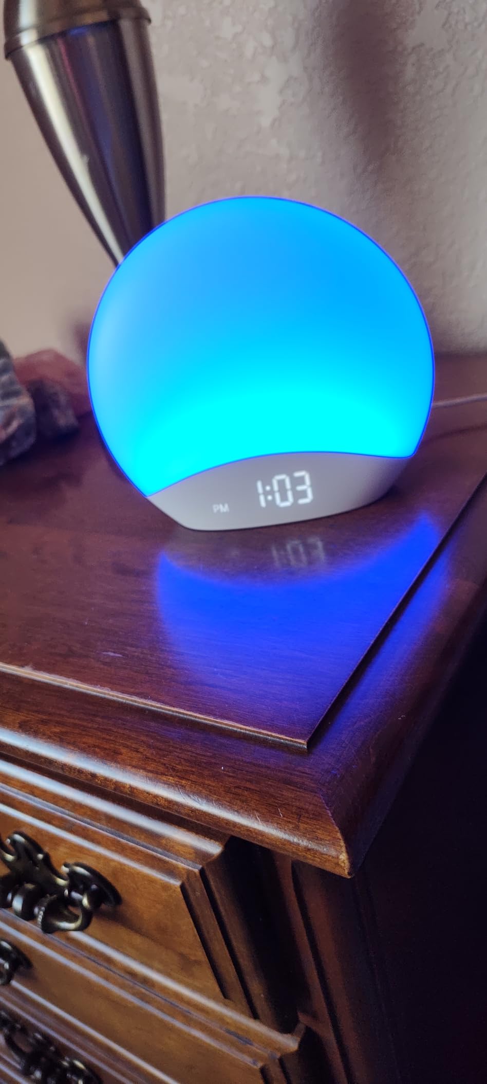 REACHER Wood Grain Sunrise Alarm Clock and Sound Machine Nightlight, Digital Dimmable Clock for Bedroom, 26 Sleep Sounds, White Noise Machine for Baby, Adults, Wake Up Light Alarm Clock for Kids customer photo 2