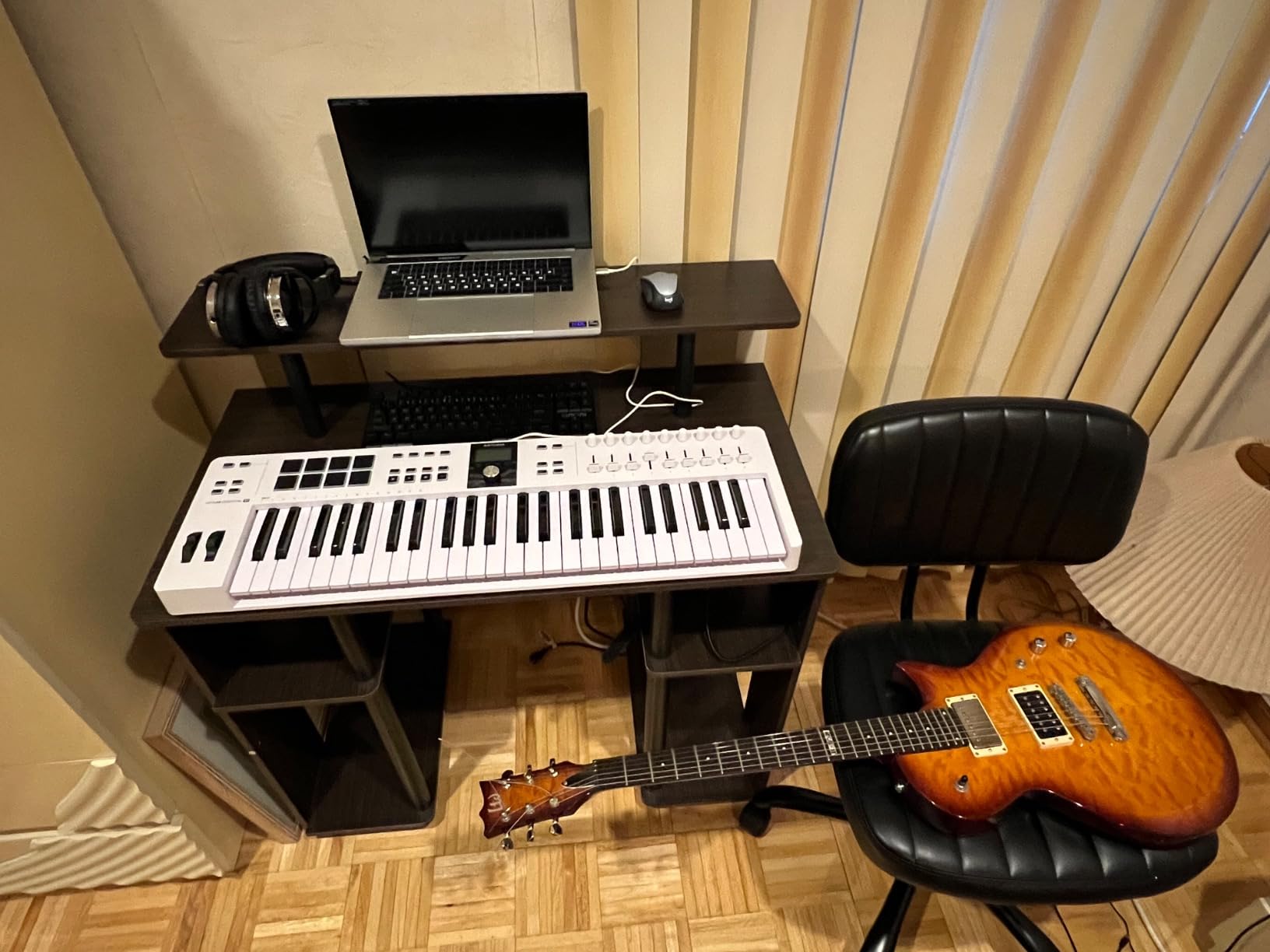 Arturia KeyLab Essential mk3 49 Key USB MIDI Keyboard Controller with Analog Lab V Software Included customer photo 2
