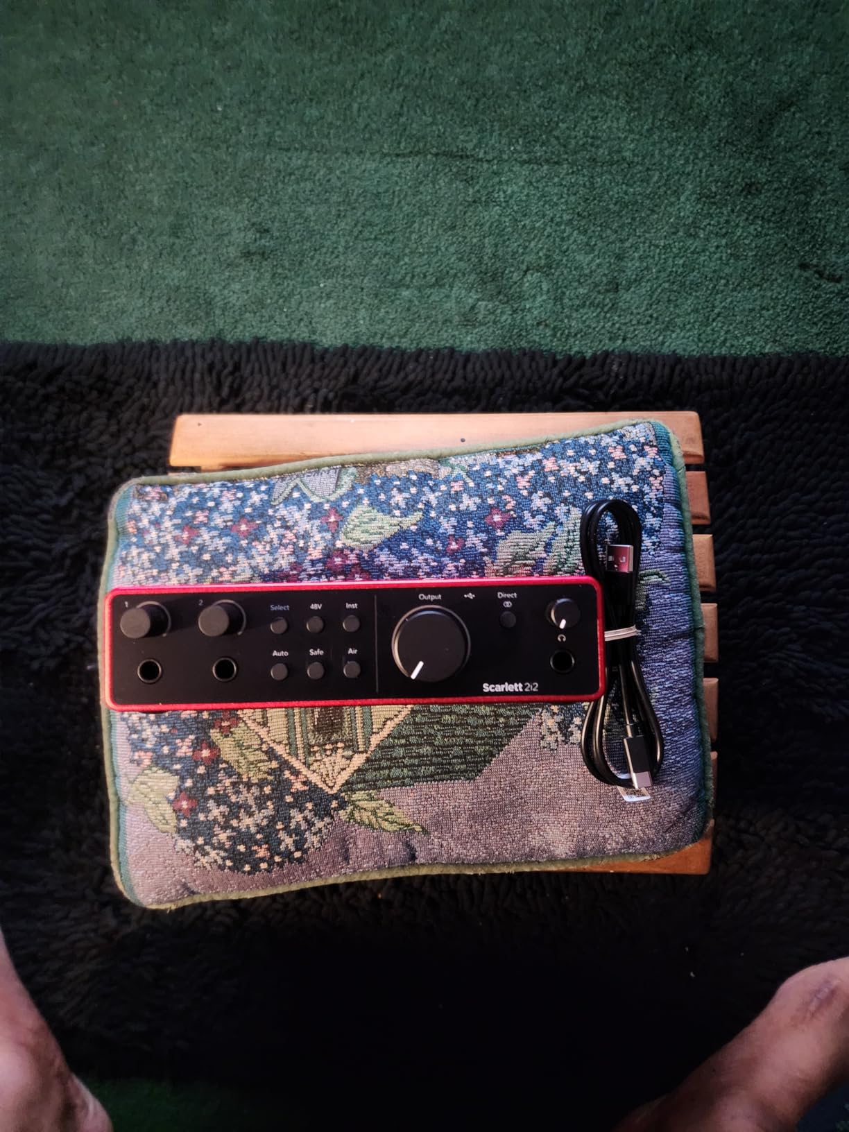 Focusrite Scarlett 2i2 4th Gen USB-C Audio Interface | 2 Mic Preamps, 2 Hi-Z Instrument Inputs, 24-Bit/192kHz, 120dB Dynamic Range, Auto Gain, Clip Safe, Air Modes customer photo 2