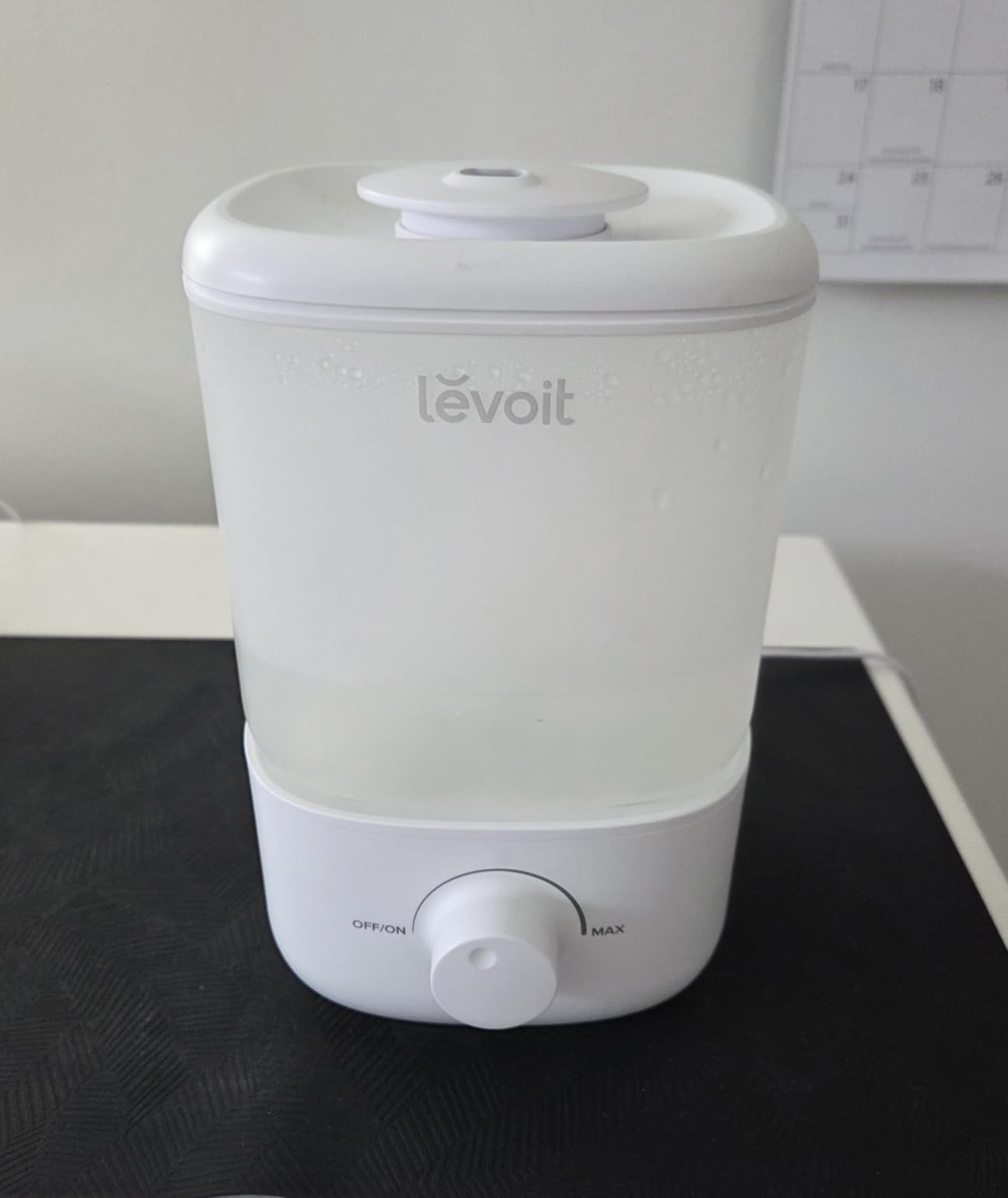 Levoit Humidifiers for Bedroom, Top-Fill Ultrasonic Cool Mist Humidifier | Easy to Fill & Clean, Quiet Operation for Home Baby & Plants, Auto Shut-off for Safety, 360° Rotating Nozzle, 2.5L, Black customer photo 1