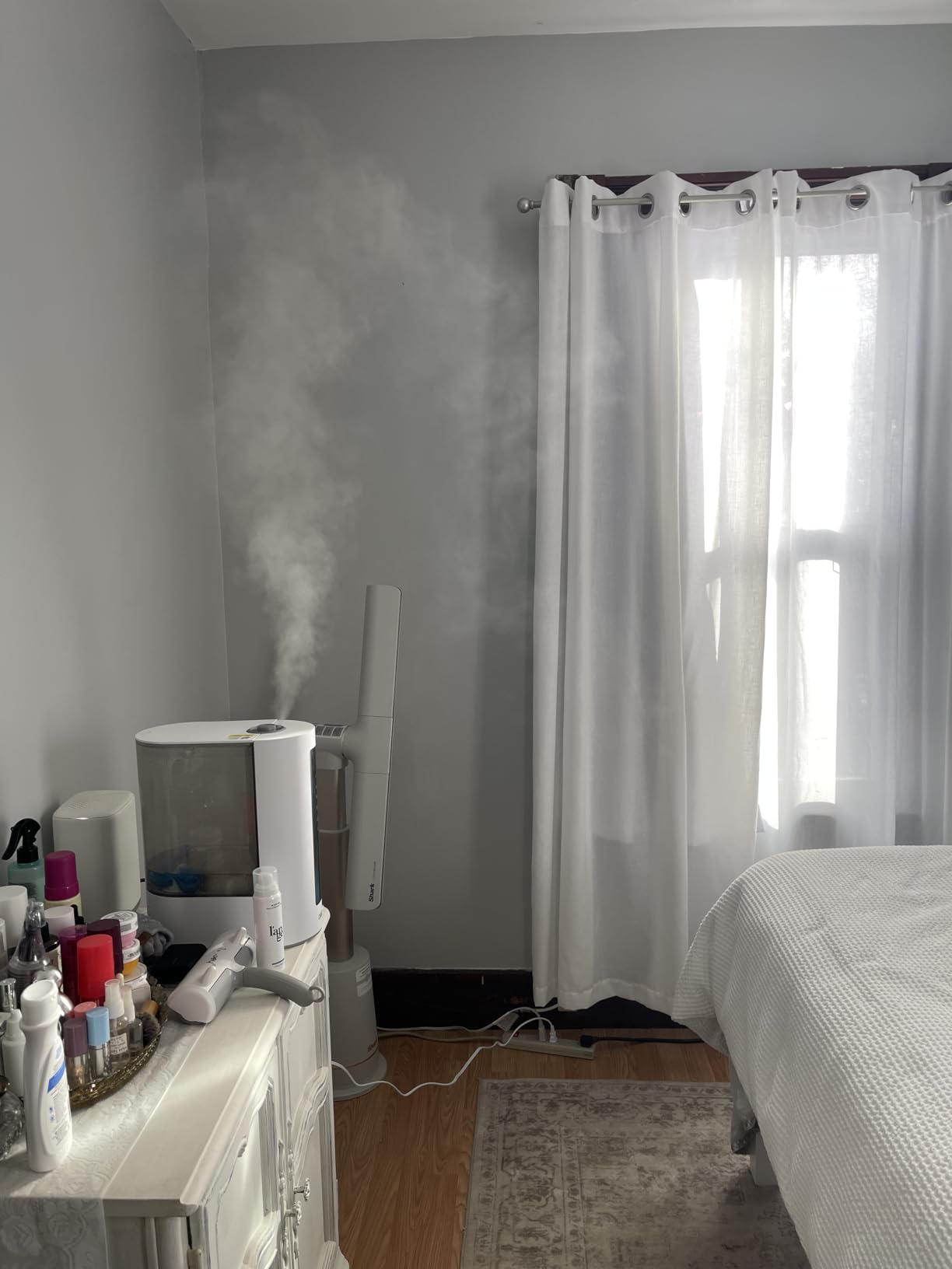 DREO 6L Smart Humidifiers for Bedroom, Warm & Cool Mist for Large Room | 60-Hour Quiet Runtime, 500ML/H Output, Smart Humidity Sensor, Indicator Light, App Control, Works with Alexa & Google customer photo 2