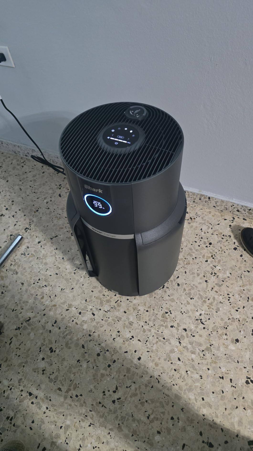 Shark Air Purifier for Home with NeverChange(5-Year) HEPA Air Filter, 1400 sq. ft. for Powerful Multi-Room Purification, Filters Smoke, Captures 99.98% of Particles & Dust, HP302, White customer photo 2