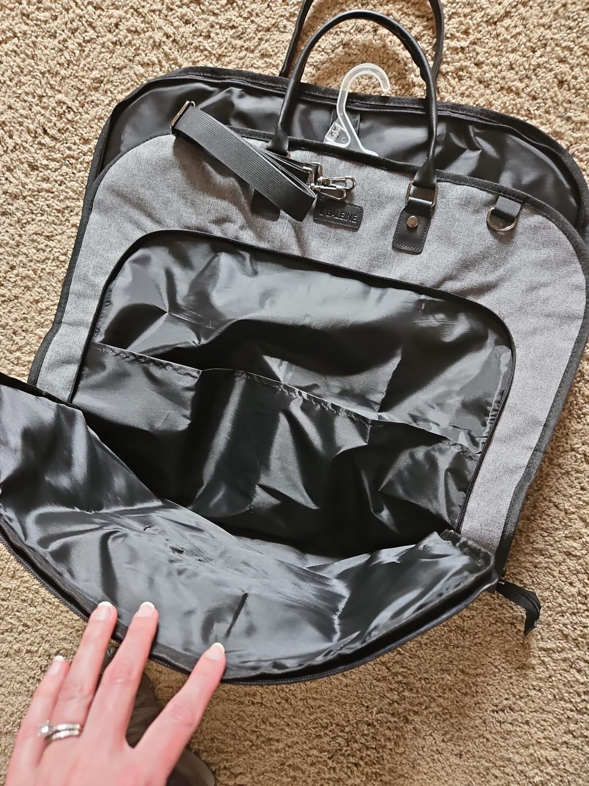 BALEINE Travel Garment Bag, Travel Suit Bag for Men, Water Resistant Carry on Garment Bag for Hanging Clothes, Garment Duffel Bag for Travel Business (Black, 42