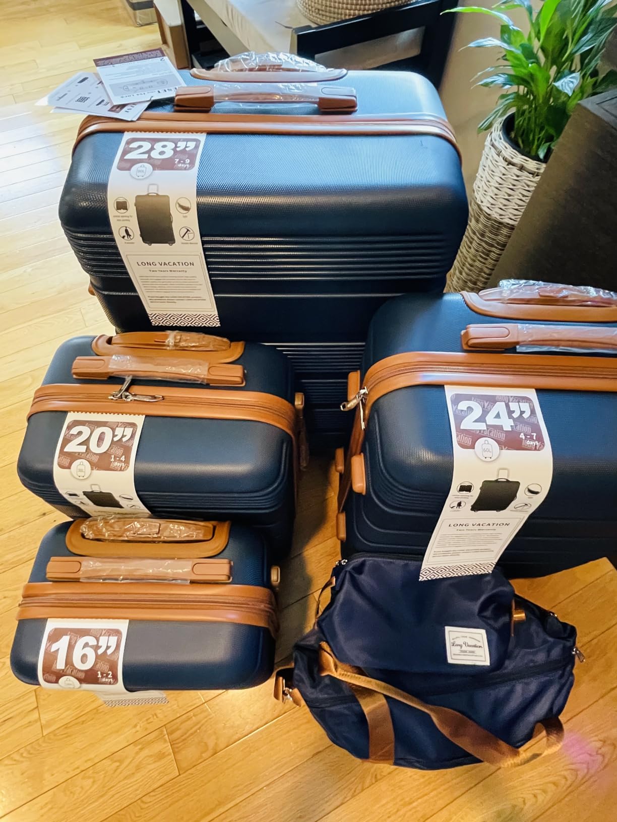 LONG VACATION 6 Piece ABS+PC Hardshell Luggage Set with Spinner Wheels, Lightweight suitcase set with TSA Lock & YKK Zipper customer photo 2