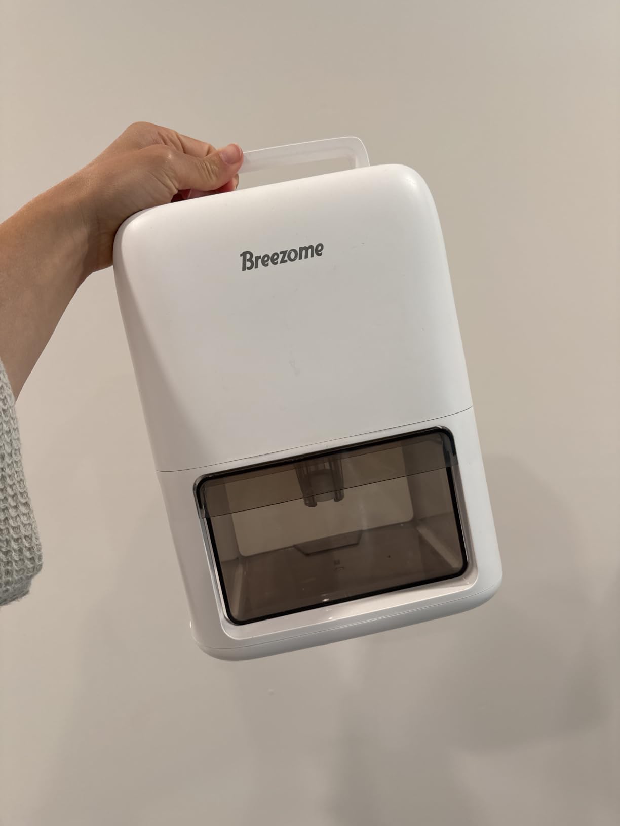 60 OZ Dehumidifiers for Home, Dual-Semiconductor Quiet Dehumidifier with Timer Sleep Mode Auto-Off 7 Colors Light Portable Small Dehumidifiers for Bathroom, Cloakroom, RV, White customer photo 1