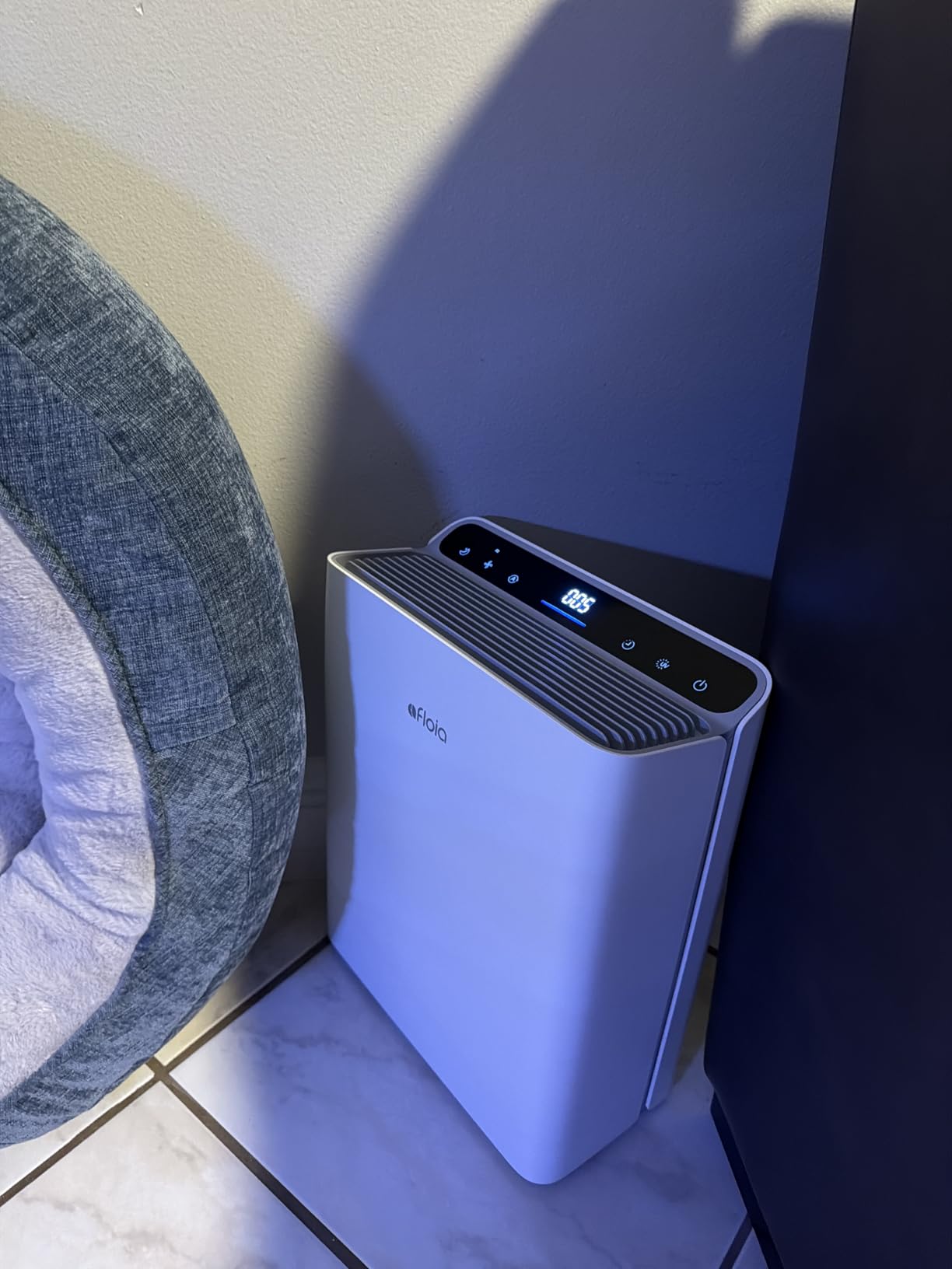 Afloia Air Purifier for Large Rooms Up to 2,000 Sq. Ft. with PM2.5 Display | 4-Stage HEPA Filter, Washable Pre-Filter, Ideal for Bedrooms, Helps Capture Pet Dander, Pollen, Dust, And Smoke customer photo 1