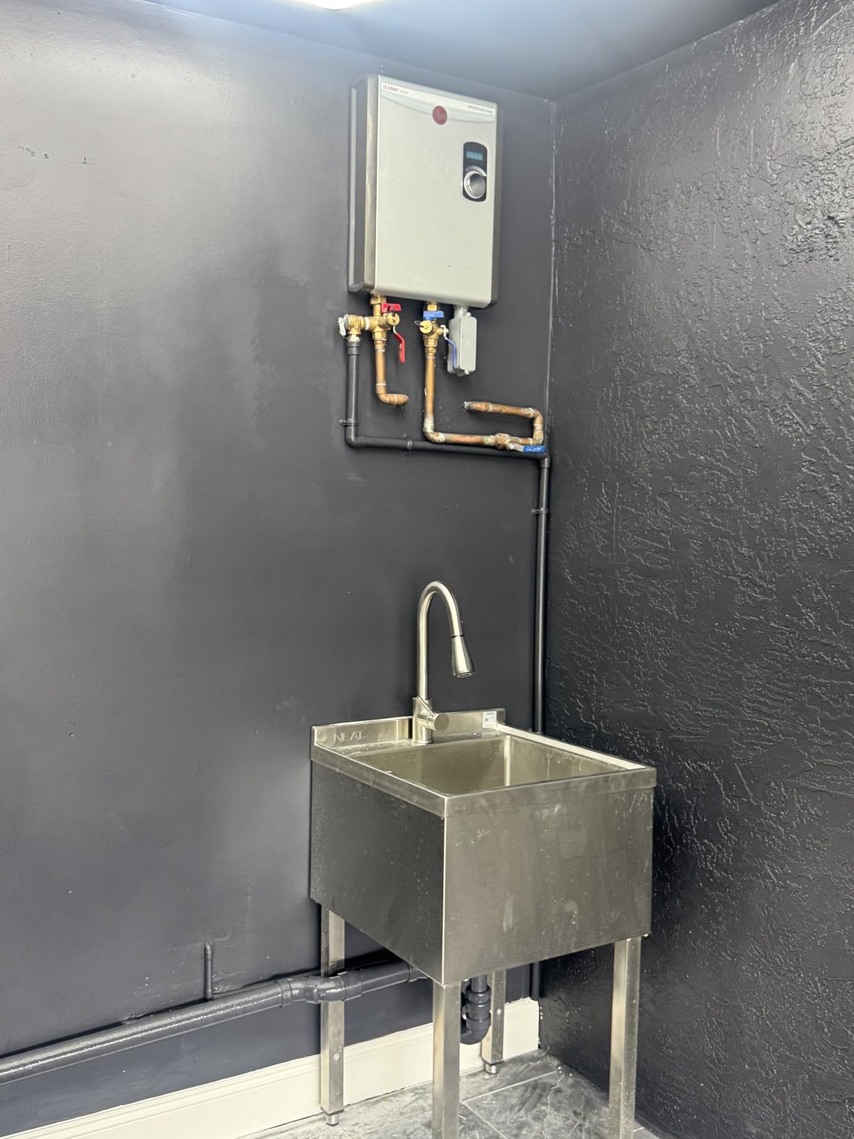 Rheem 6.5kW 240V Point of Use Thermostatic Tankless Electric Water Heater customer photo 2