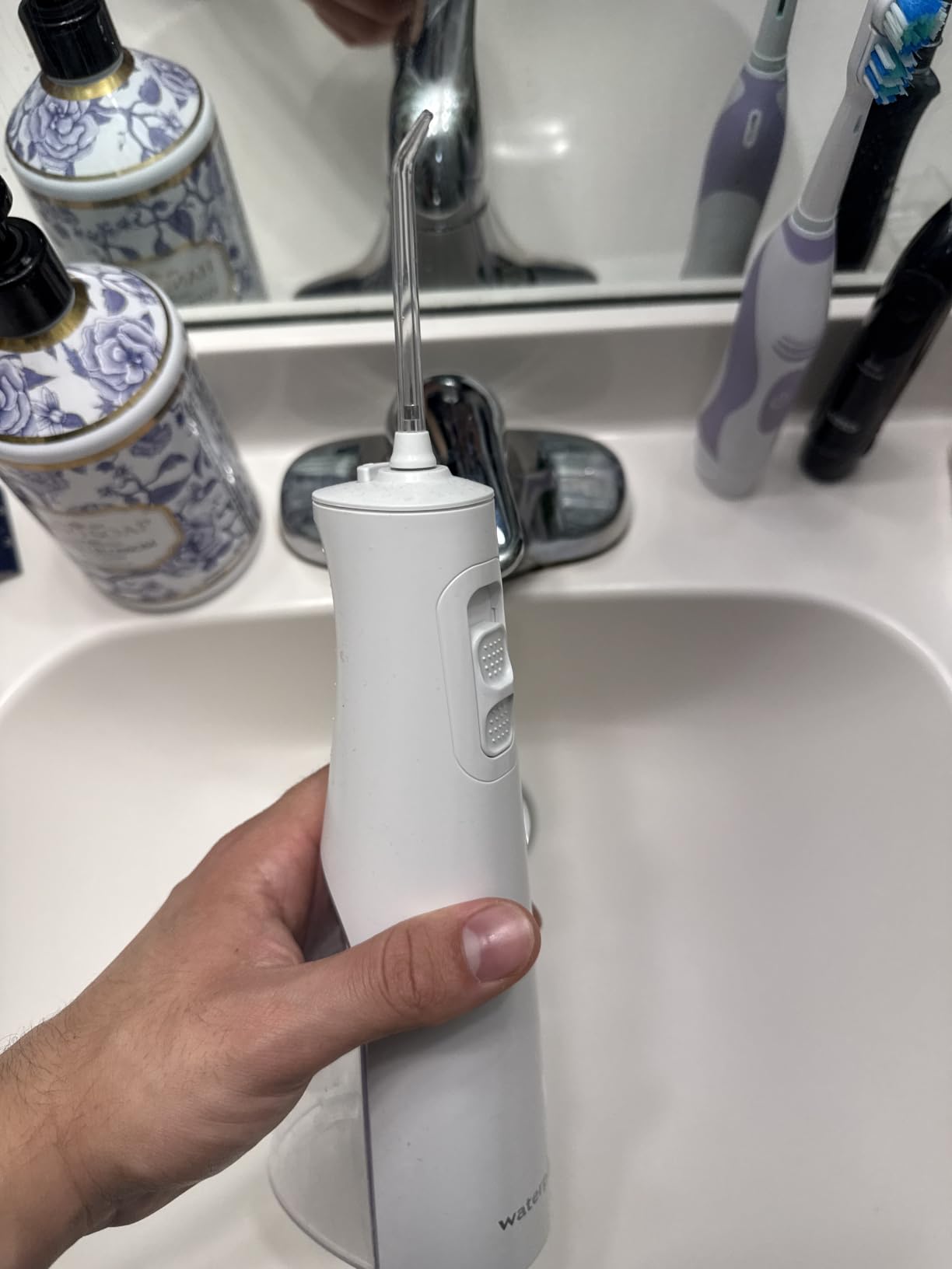 Waterpik Cordless Pulse 3100 Rechargeable Portable Water Flosser for Teeth, Gums, Braces Care and Travel with 2 Flossing Tips, Waterproof for Shower Use, ADA Accepted, WF-20 White, Amazon Exclusive customer photo 2