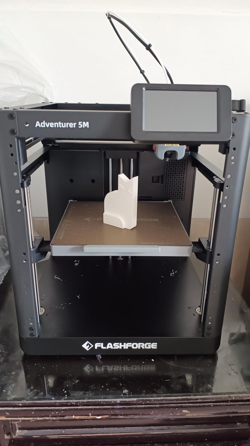 FLASHFORGE Adventurer 5M 3D Printer, Support Multi Materials, High Precision | 600mm/s Max Speed, CoreXY & Auto Bed Leveling, 280°C Direct Extruder, 3s Detachable Nozzle, Effective Cooling, 220x220x220mm customer photo 1