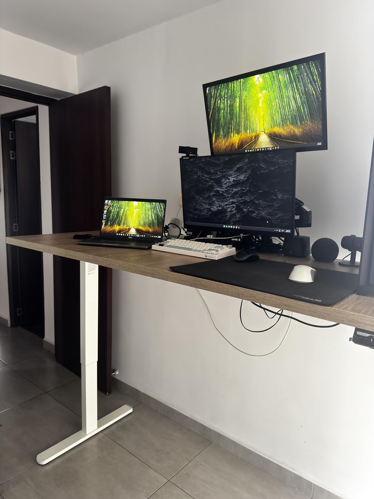 ErGear Dual Motor Standing Desk Legs for 44-90 inch Desktops, 264 lbs | 4 Memory Presets, Cable Tray, Dual Hooks, 28-47 inch Height Range customer photo 2