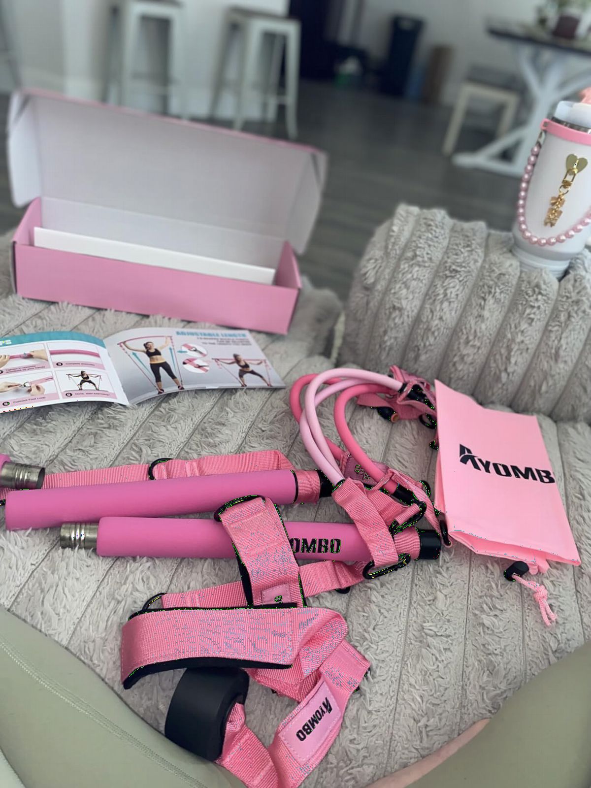 Ayombo Pilates Bar Kit with Resistance Bands, Pilates Workout Equipment for Legs, Hip, Waist, Arm, Squats Exercise Equipment for Home Workouts, Adjustable 3-Section Pilates Bar Kit for Women & Men customer photo 1
