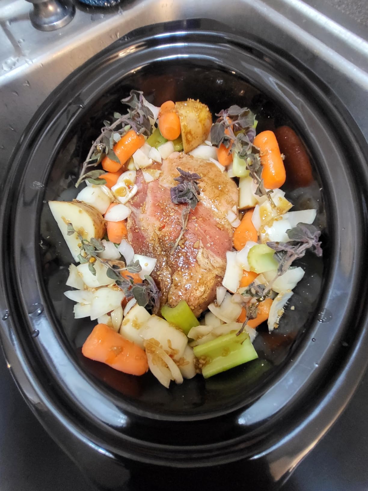 Hamilton Beach 4 Quart Slow Cooker With 3 Cooking Settings | Dishwasher-Safe Stoneware Crock & Glass Lid | Brushed Gray | 33240 customer photo 1