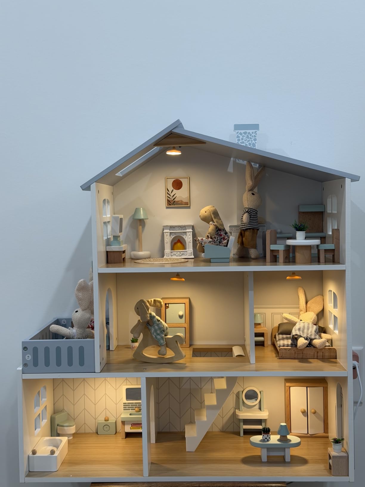 ROBUD Doll House, Wooden Dollhouse, Dollhouse Playset | with 6 Rooms, 29-pcs Realistic Accessories, Gifts for Kids & Toddlers, Nordic Style, Ages 3+ customer photo 1