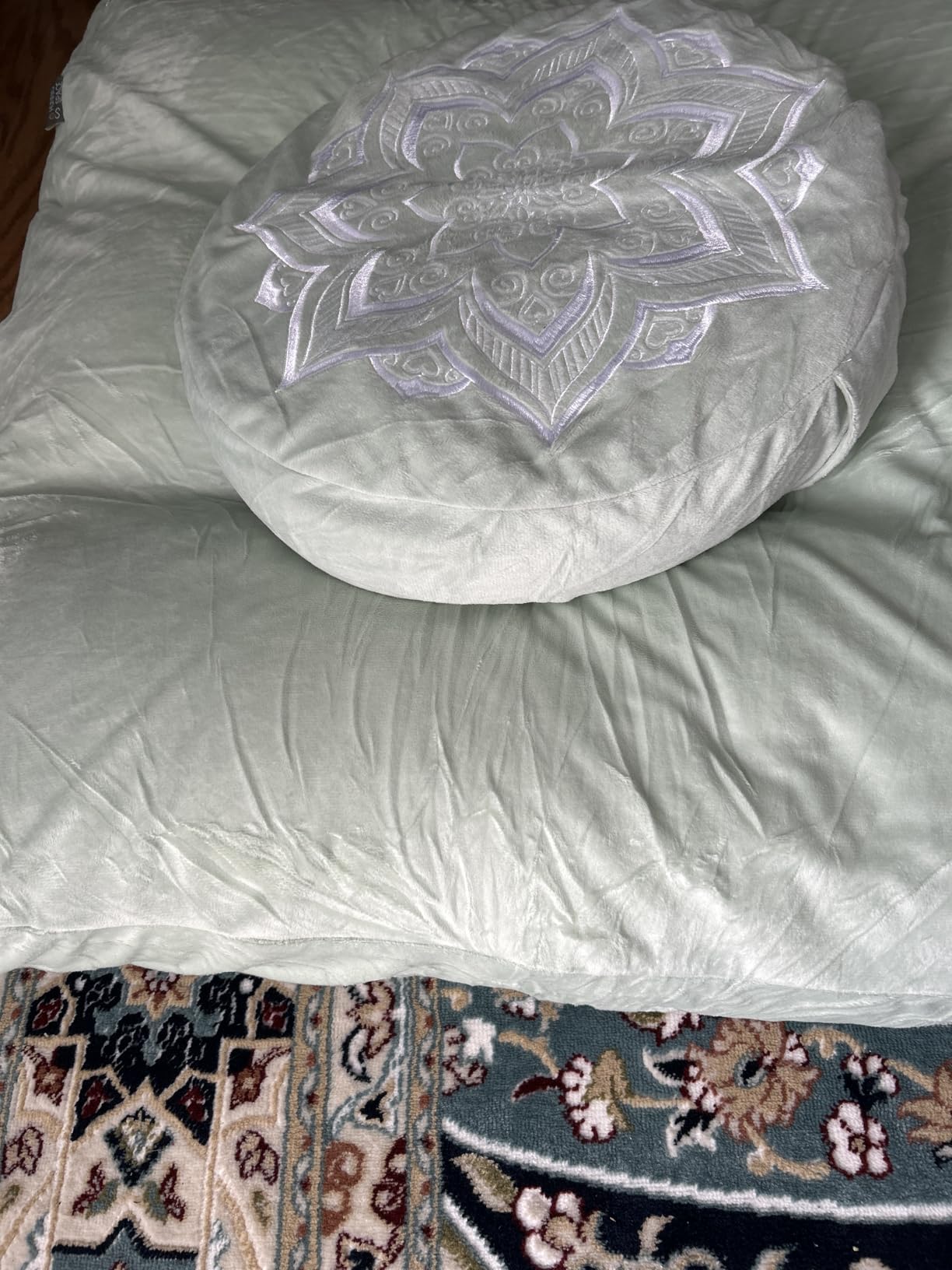 Meditation Cushion Set Zafu & Zabuton - Buckwheat Hull & Memory Foam, Adjustable Floor Pillow for Yoga, Meditation & Sitting, Removable Velvet Cover (Purple) customer photo 1