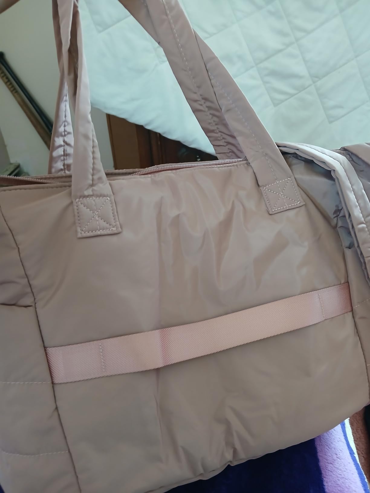 BAGSMART Puffy Tote Bag for Women, Lightweight Work Tote Handbag, Quilted Shoulder Bag for Travel College Gym Daily customer photo 1