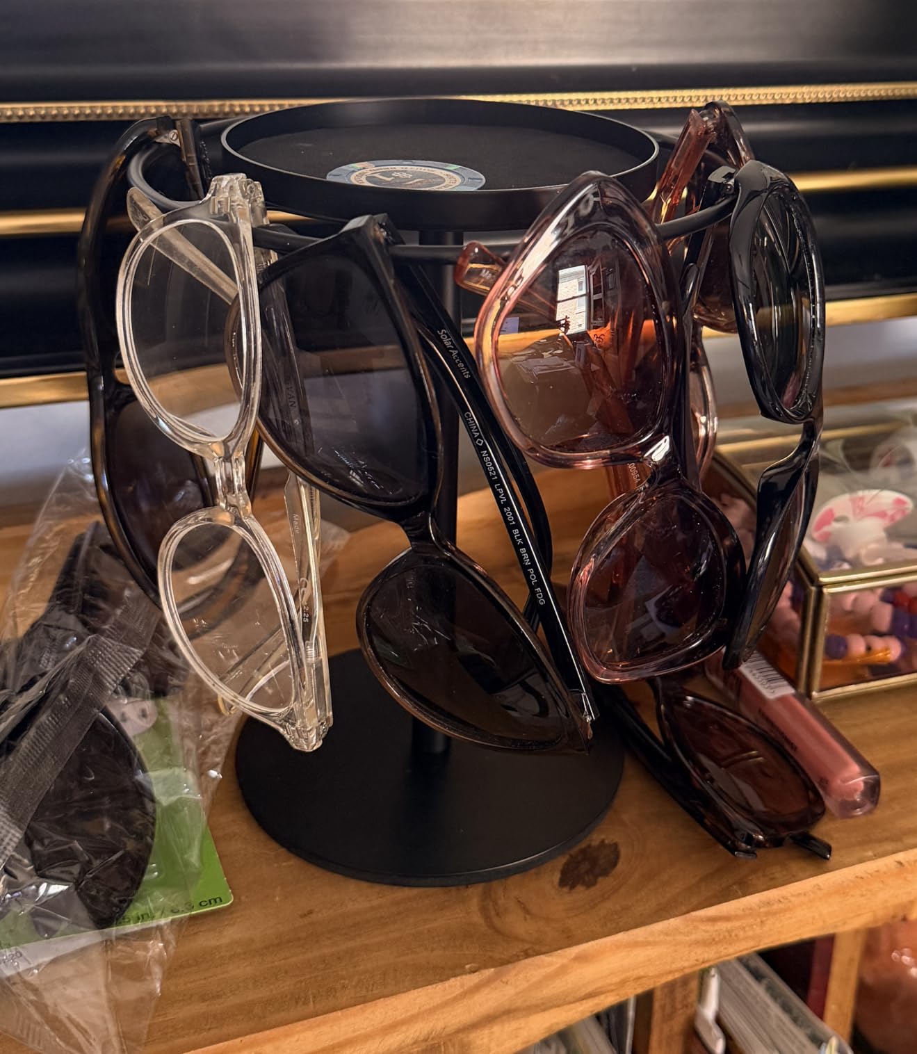 Metal Sunglasses Organizer, Glasses Holder Stand with Storage Tray, Eyeglasses Holder with Anti-Slip Pads for Tabletop, Desk, Dresser, Matte Black customer photo 1