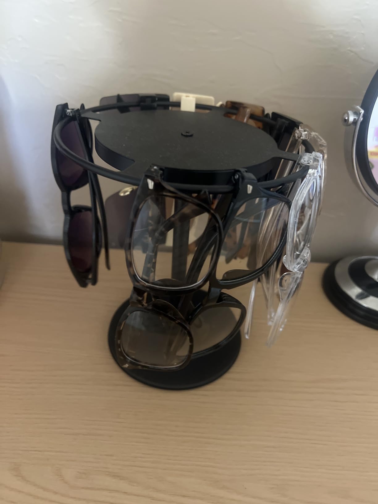 Metal Sunglasses Organizer, Glasses Holder Stand with Storage Tray, Eyeglasses Holder with Anti-Slip Pads for Tabletop, Desk, Dresser, Matte Black customer photo 2