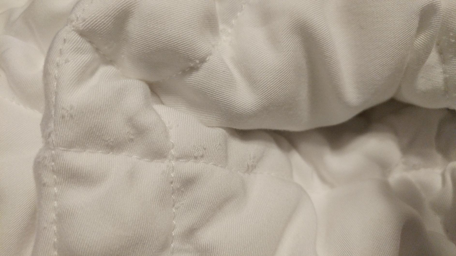 Cooling Weighted Blanket for Adults, 25lbs, Queen/King Size, 80x87 inches, Silky Soft Bamboo Viscose, Machine Washable, White customer photo 2