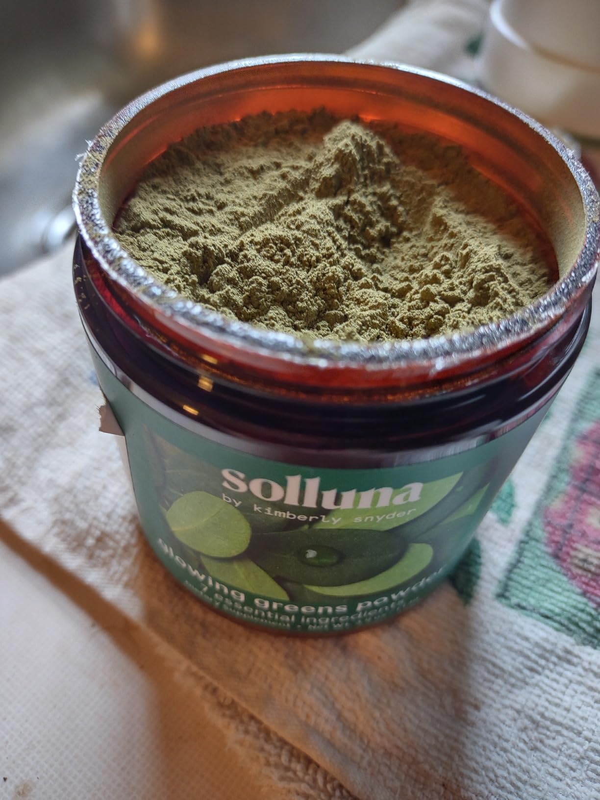 Glowing Greens Powder Ashitaba, Spirulina, Chlorella, Cordyceps, Moringa, Amalaki & Monk Fruit - Superfood for Energy, Mood & Immune Support - Kimberly Snyder (30 Servings) Vegan Non-GMO customer photo 2