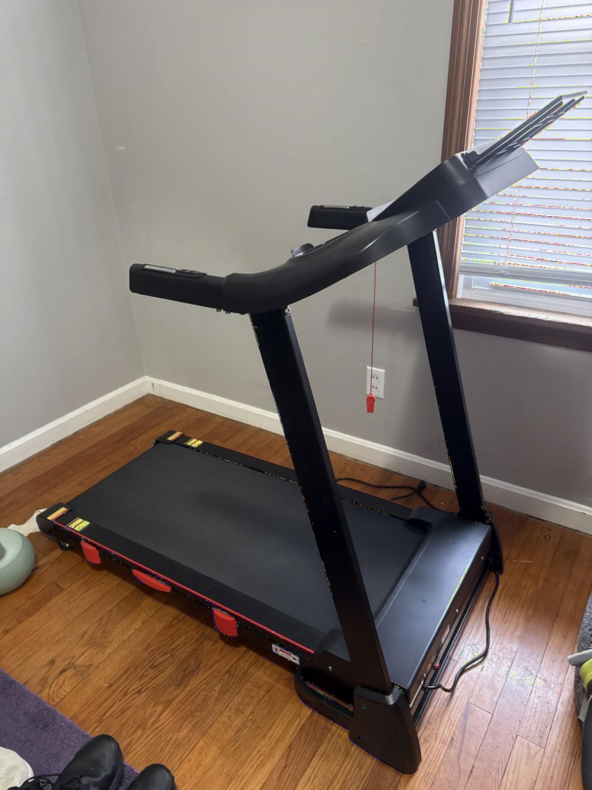 ATEEDGE Treadmills for Home, 15% Auto Incline, 0.5-10 MPH, 18